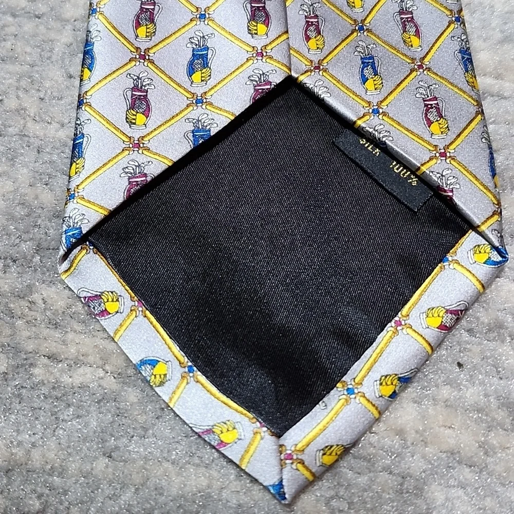 VINTAGE SINSABANG GOLF-BAGS GOLFING THEMED PURE SILK NECK TIE
